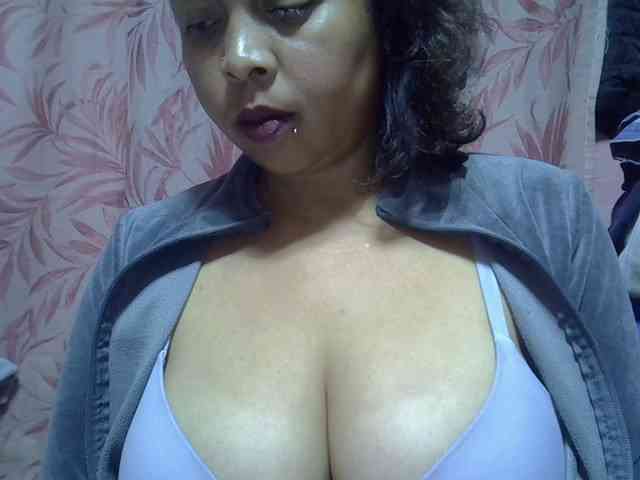 bigass-tits bigass-tits