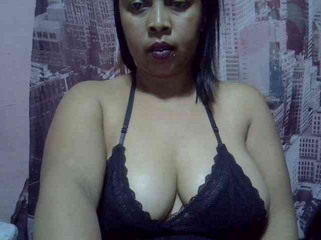 bigass-tits webcam
