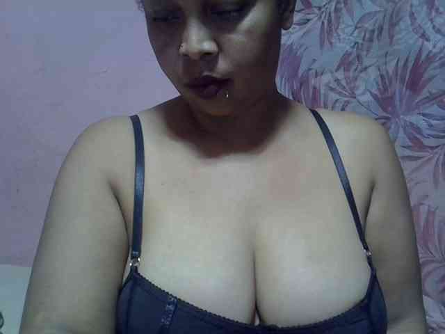 bigass-tits webcam