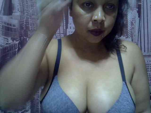 bigass-tits webcam