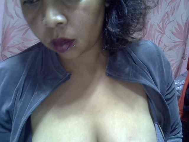 bigass-tits webcam