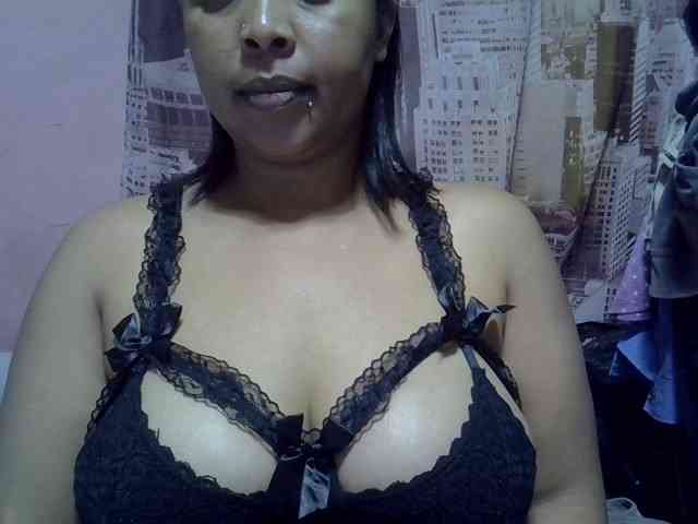 bigass-tits webcam