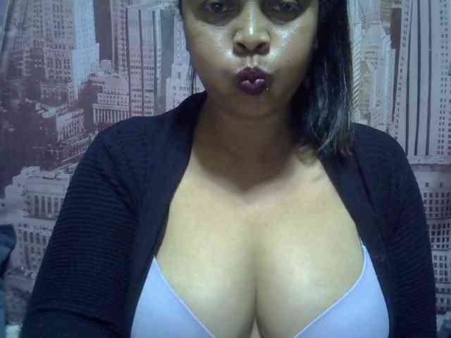 bigass-tits webcam