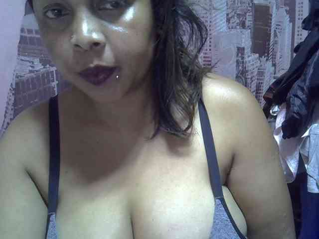 bigass-tits bigass-tits