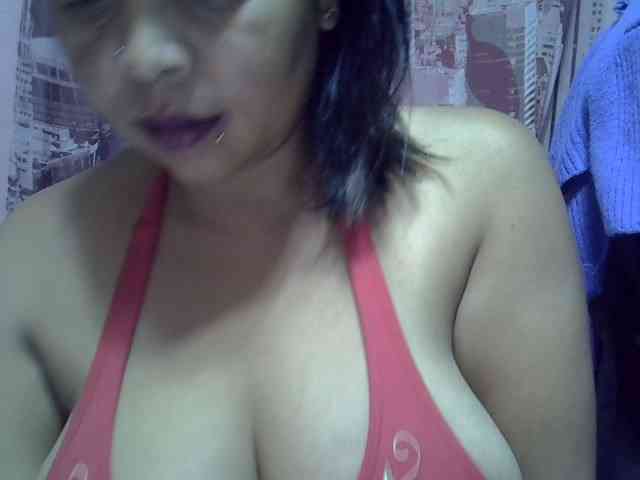 bigass-tits webcam