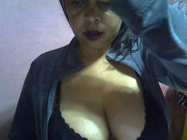bigass-tits webcam