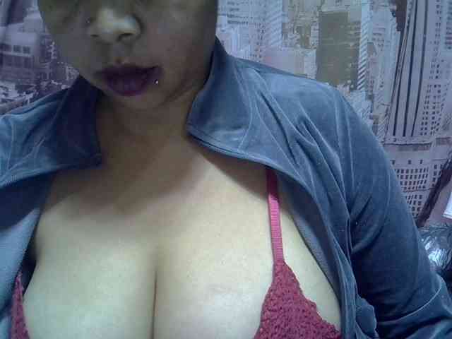bigass-tits webcam