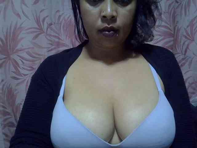 bigass-tits webcam