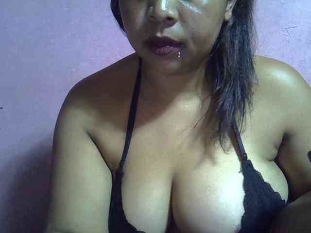 bigass-tits webcam