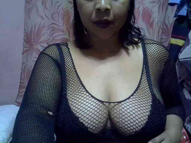 bigass-tits webcam