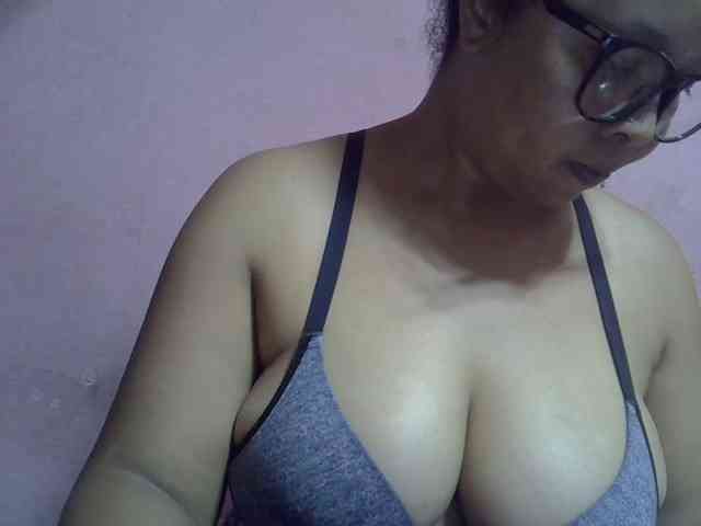 bigass-tits webcam