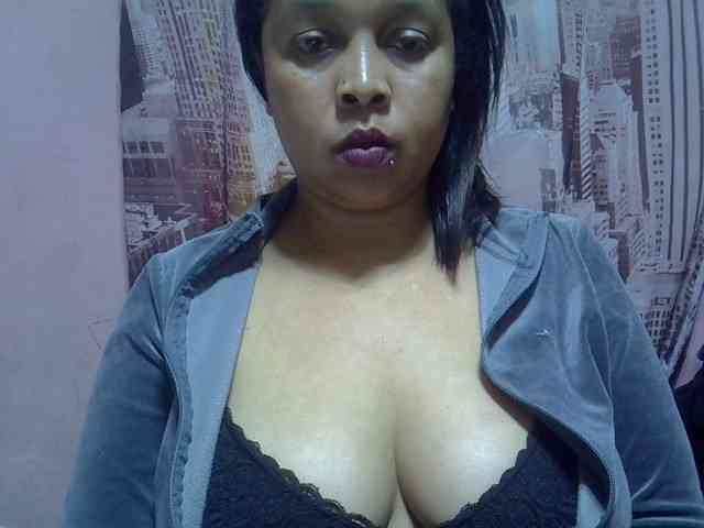 bigass-tits webcam
