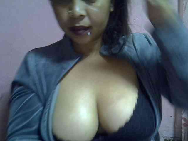 bigass-tits webcam