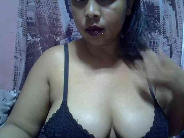 bigass-tits webcam