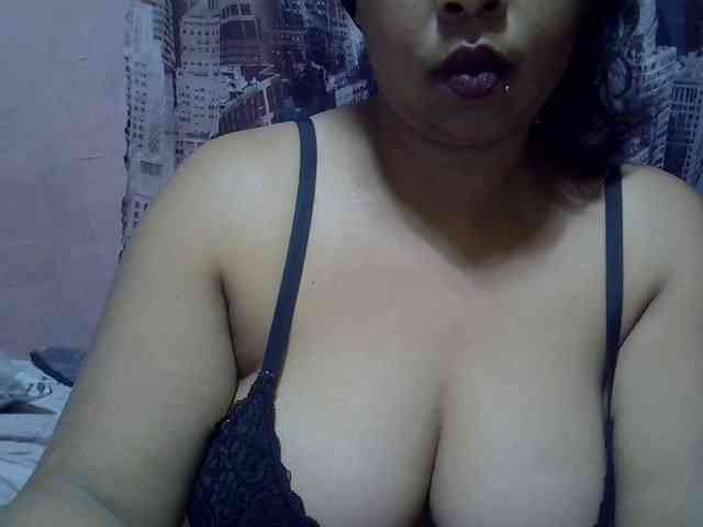 bigass-tits webcam
