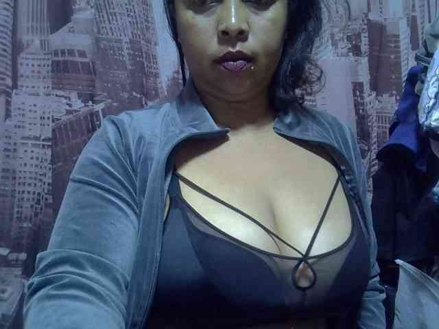 bigass-tits webcam