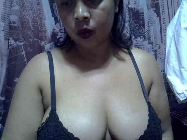 bigass-tits webcam