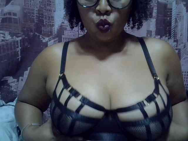bigass-tits webcam