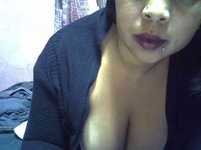 bigass-tits webcam