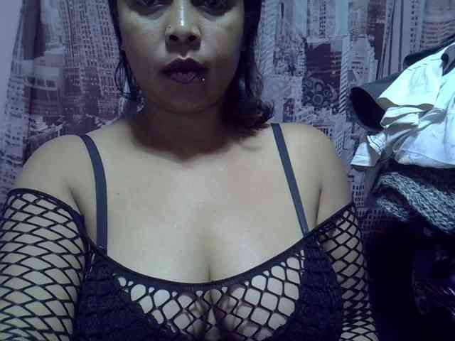 bigass-tits webcam