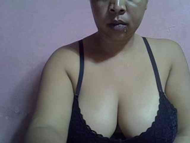 bigass-tits webcam
