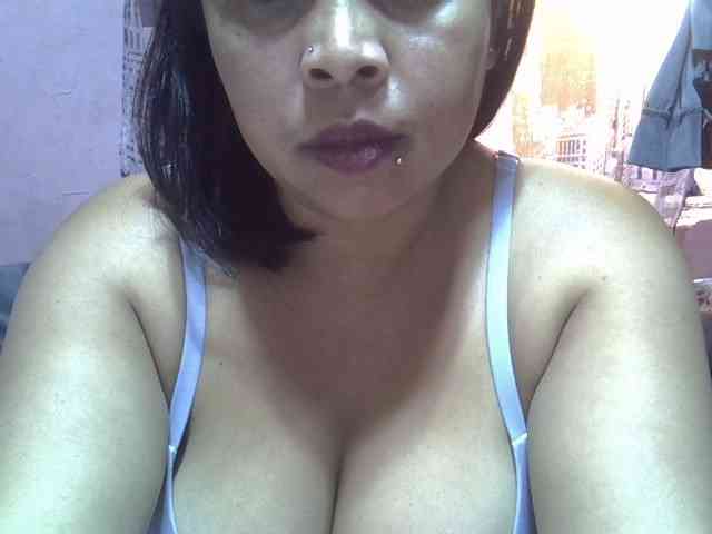 bigass-tits webcam