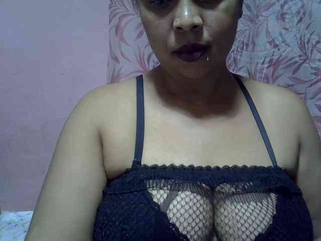 bigass-tits webcam