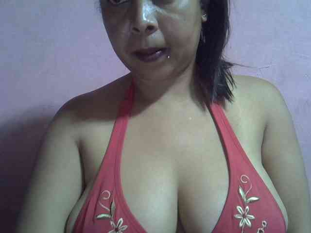 bigass-tits webcam