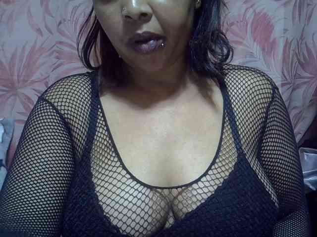 bigass-tits webcam