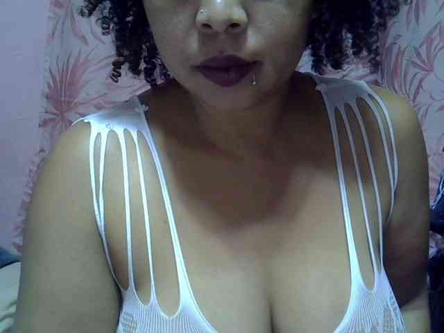 bigass-tits webcam