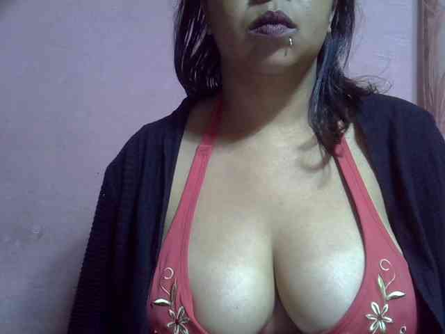 bigass-tits webcam