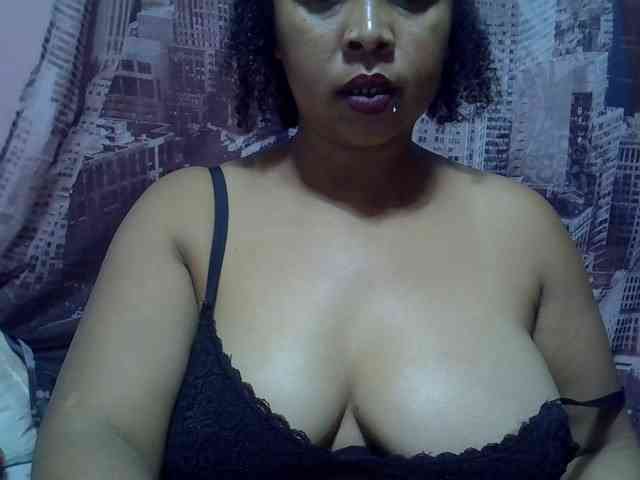 bigass-tits webcam
