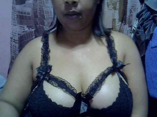 bigass-tits webcam