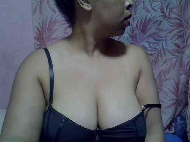 bigass-tits webcam
