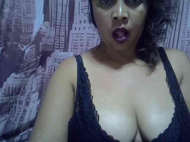 bigass-tits webcam