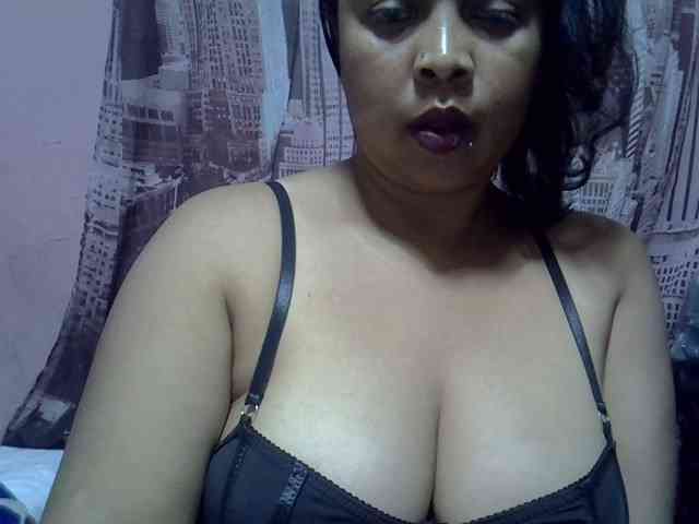 bigass-tits webcam