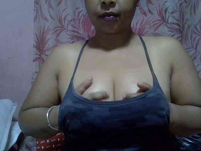 bigass-tits webcam