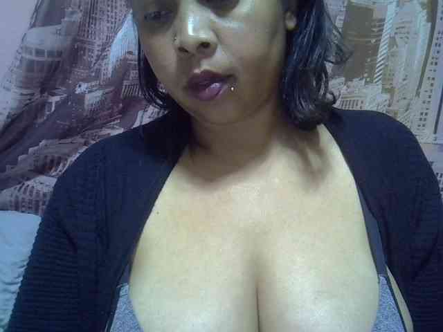 bigass-tits bigass-tits
