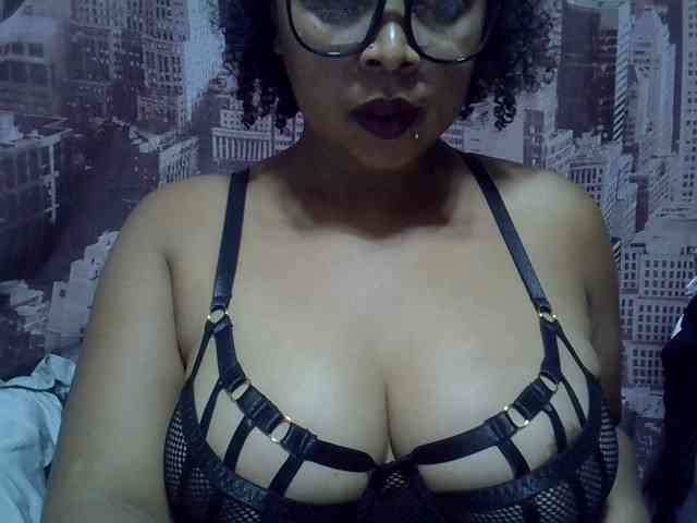 bigass-tits bigass-tits
