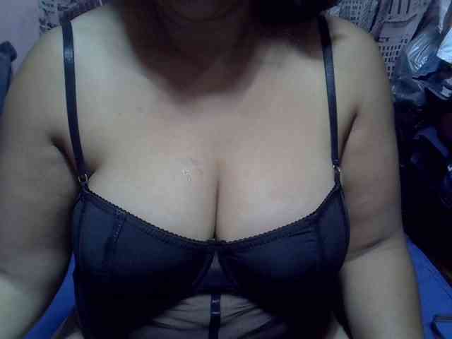 bigass-tits webcam
