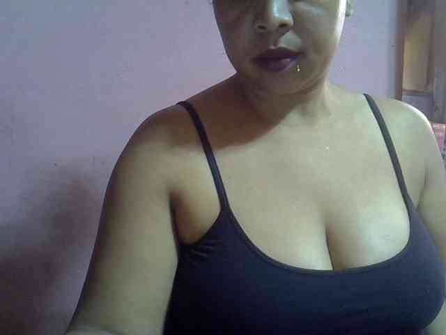 bigass-tits webcam