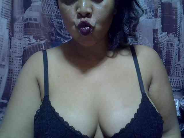 bigass-tits webcam