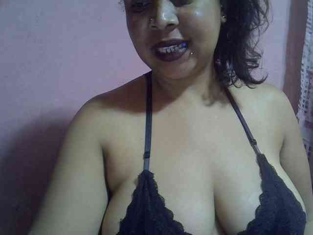 bigass-tits webcam