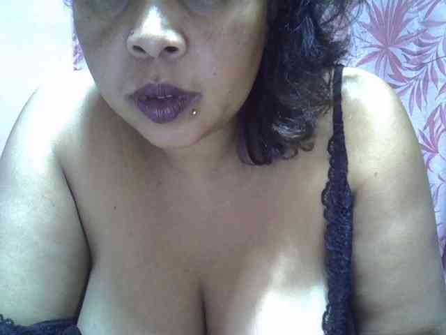 bigass-tits webcam