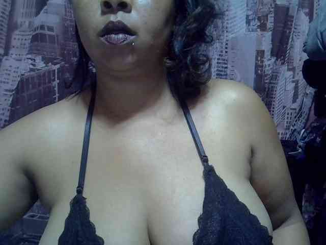 bigass-tits webcam
