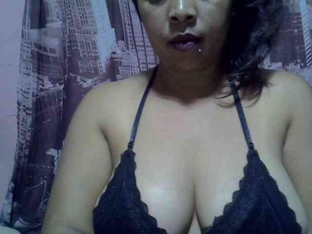 bigass-tits webcam