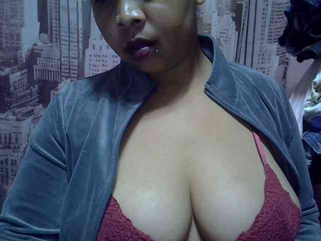 bigass-tits webcam