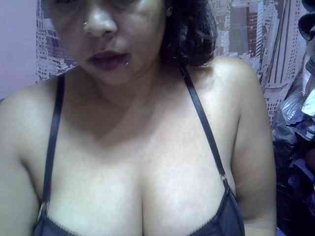 bigass-tits webcam