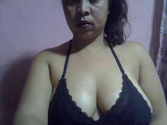 bigass-tits webcam