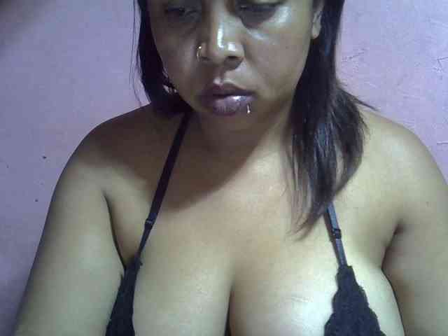 bigass-tits webcam
